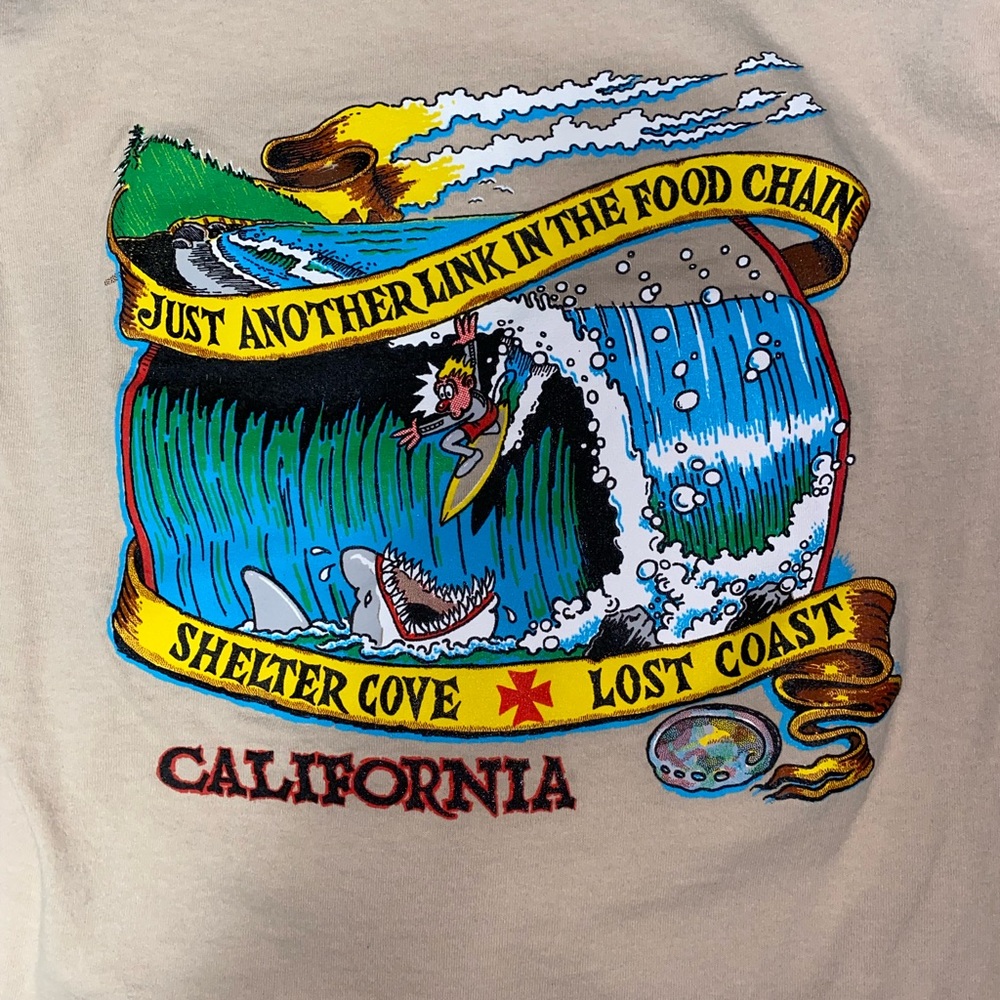 Small Shelter Cove Graphic Tee